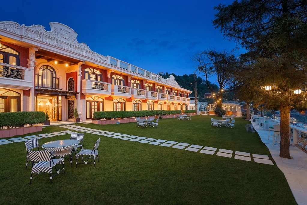 Ramada By Wyndham Mussoorie Mall Road Εξωτερικό φωτογραφία