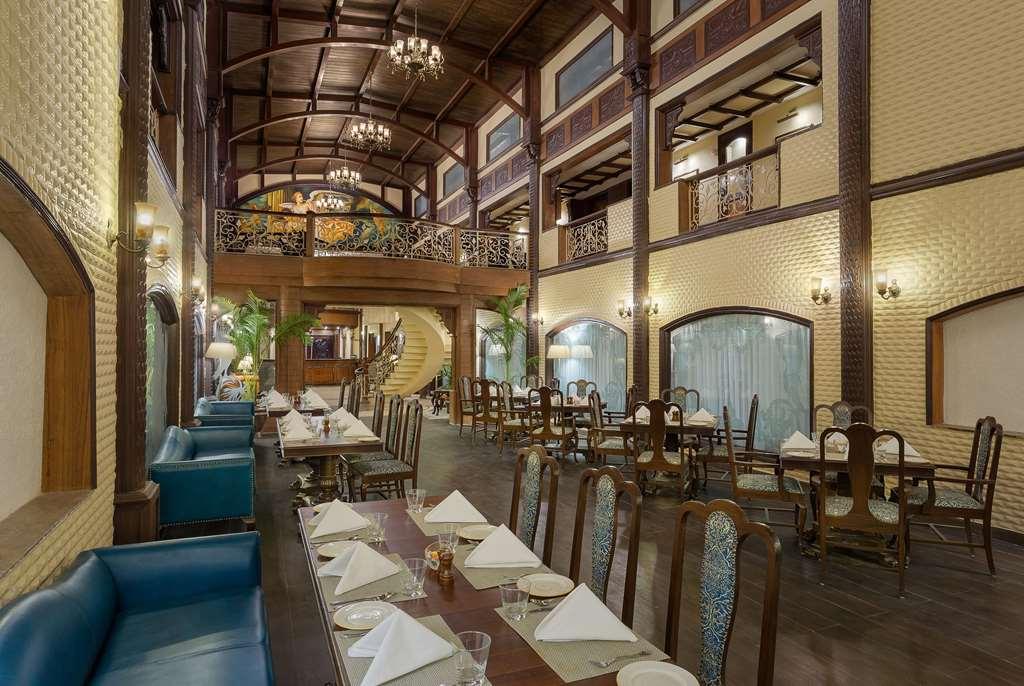 Ramada By Wyndham Mussoorie Mall Road Εστιατόριο φωτογραφία