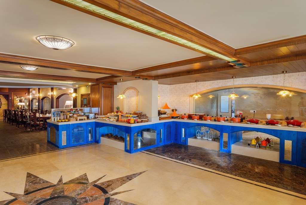 Ramada By Wyndham Mussoorie Mall Road Εστιατόριο φωτογραφία