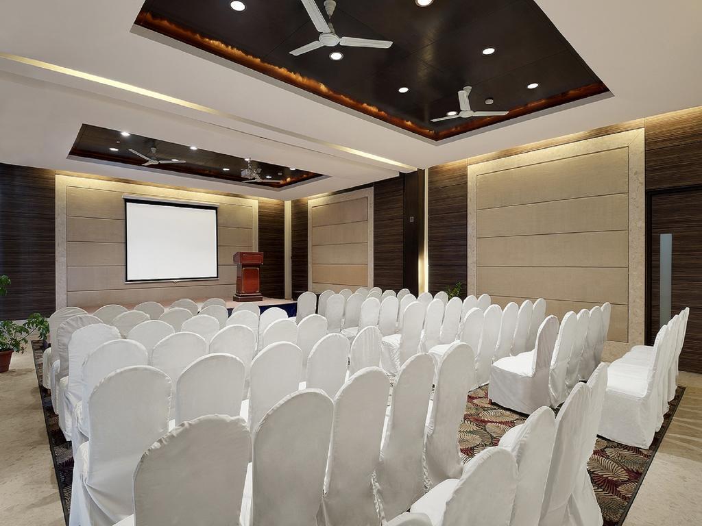 Ramada By Wyndham Mussoorie Mall Road Εξωτερικό φωτογραφία