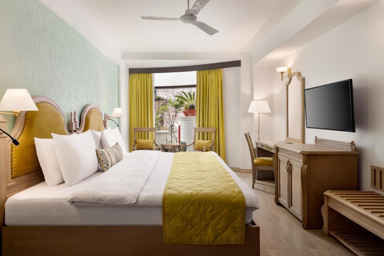 Ramada By Wyndham Mussoorie Mall Road Εξωτερικό φωτογραφία