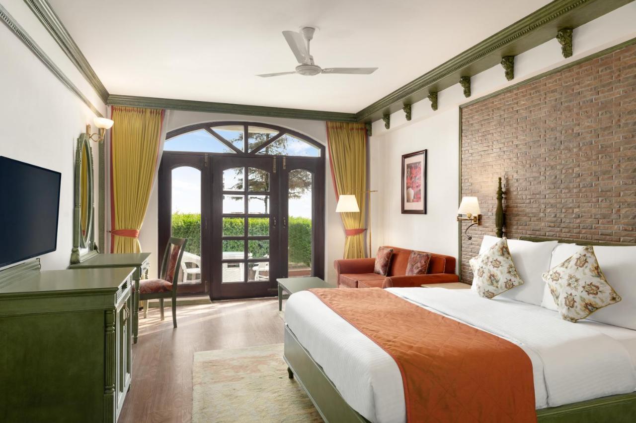 Ramada By Wyndham Mussoorie Mall Road Εξωτερικό φωτογραφία