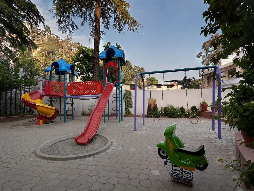 Ramada By Wyndham Mussoorie Mall Road Εξωτερικό φωτογραφία