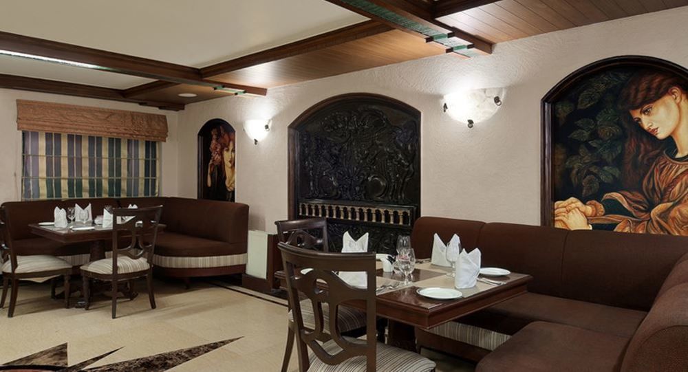 Ramada By Wyndham Mussoorie Mall Road Εξωτερικό φωτογραφία