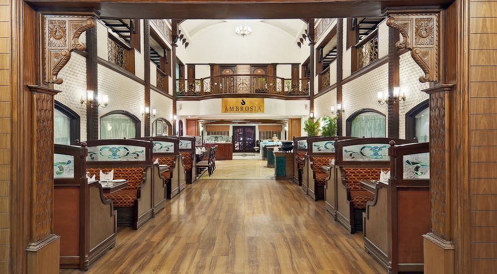 Ramada By Wyndham Mussoorie Mall Road Εξωτερικό φωτογραφία