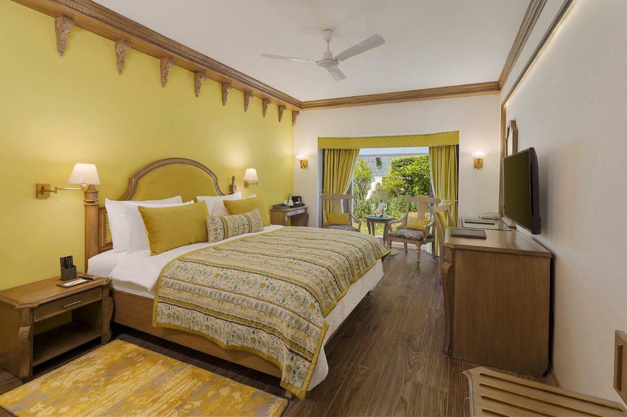 Ramada By Wyndham Mussoorie Mall Road Εξωτερικό φωτογραφία
